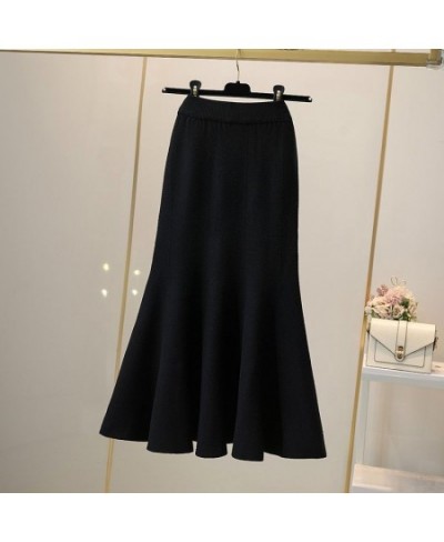 Long knitted skirt in fishtail skirt for women in autumn and winter new high waist slim temperament hip tight skirt is fashio...