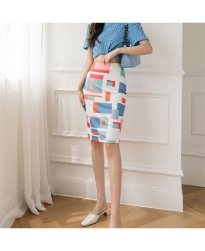 New Casual Fashion New Floral Graffiti Print Slim High Waist Skirt All-match Summer Large Size Pencil Skirt $26.03 - Skirts